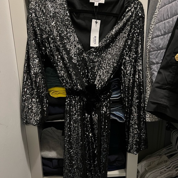 NWT BB Dakota Batik Dress (6)